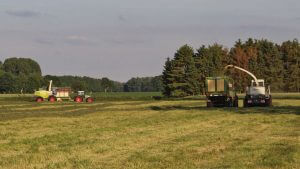 Lohnunternehmen Werner Zöller - Gras häckseln
